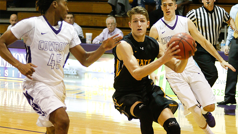 Pirates rally to topple Hardin-Simmons in Tuesday's season opener, 98-95