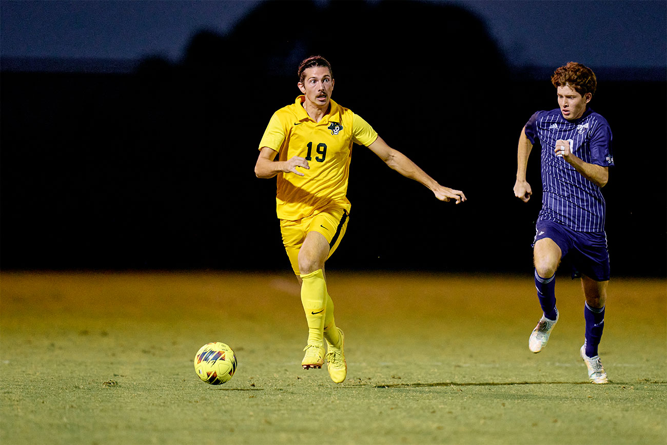 Men’s Soccer Shuts Out Concordia, Falls to UMHB