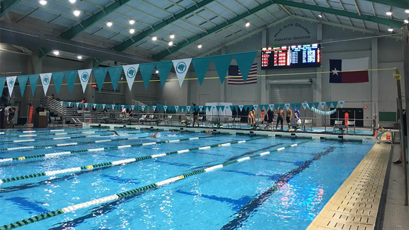 Southwestern women's swimming team kicks off Trinity Invite on Friday night