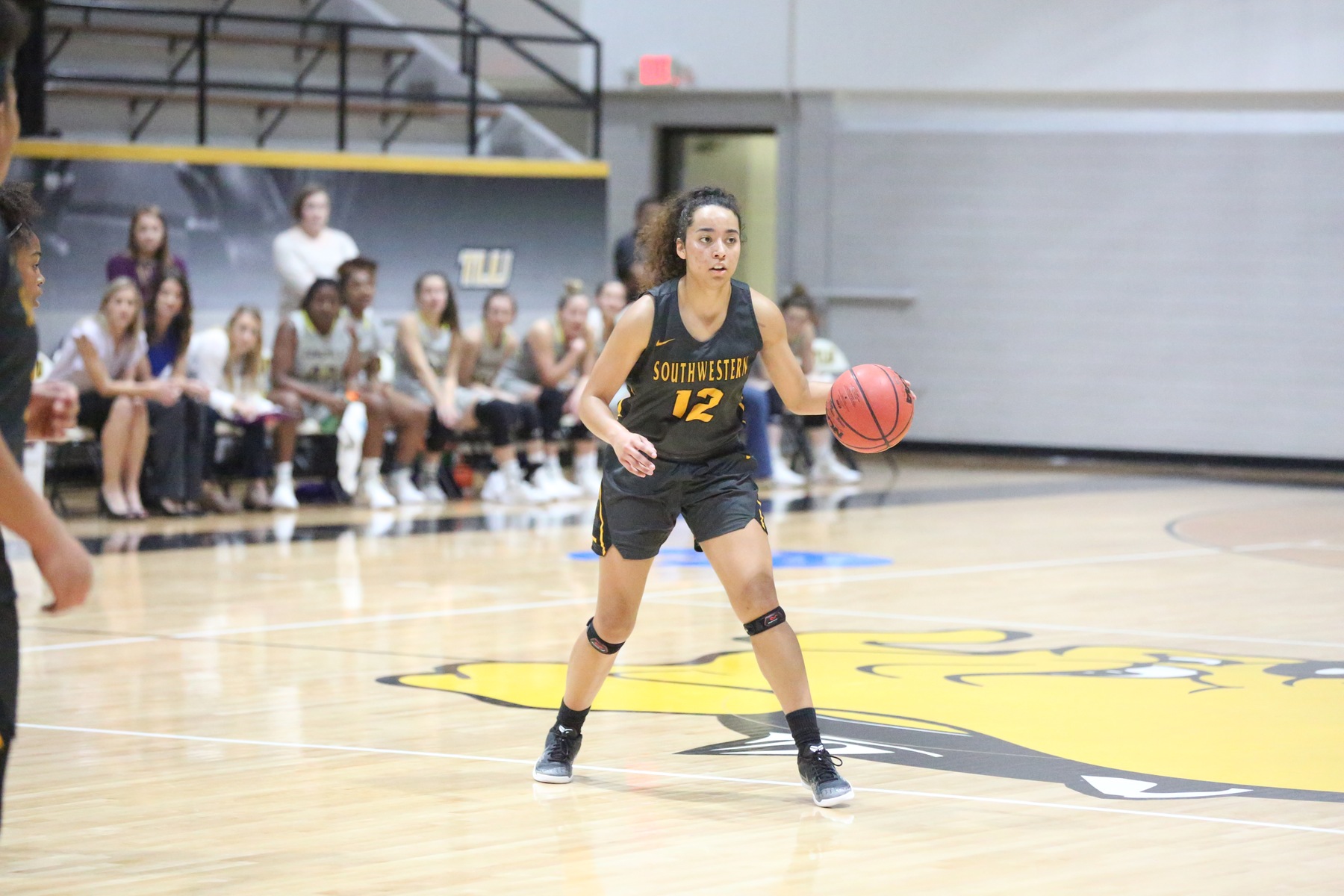 Women's Basketball Falls To Undefeated Mary Hardin-Baylor
