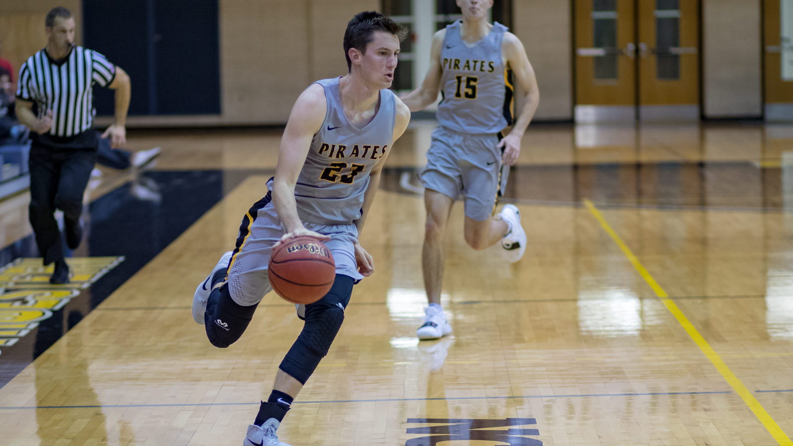Men's Basketball Suffers First Conference Loss This Season