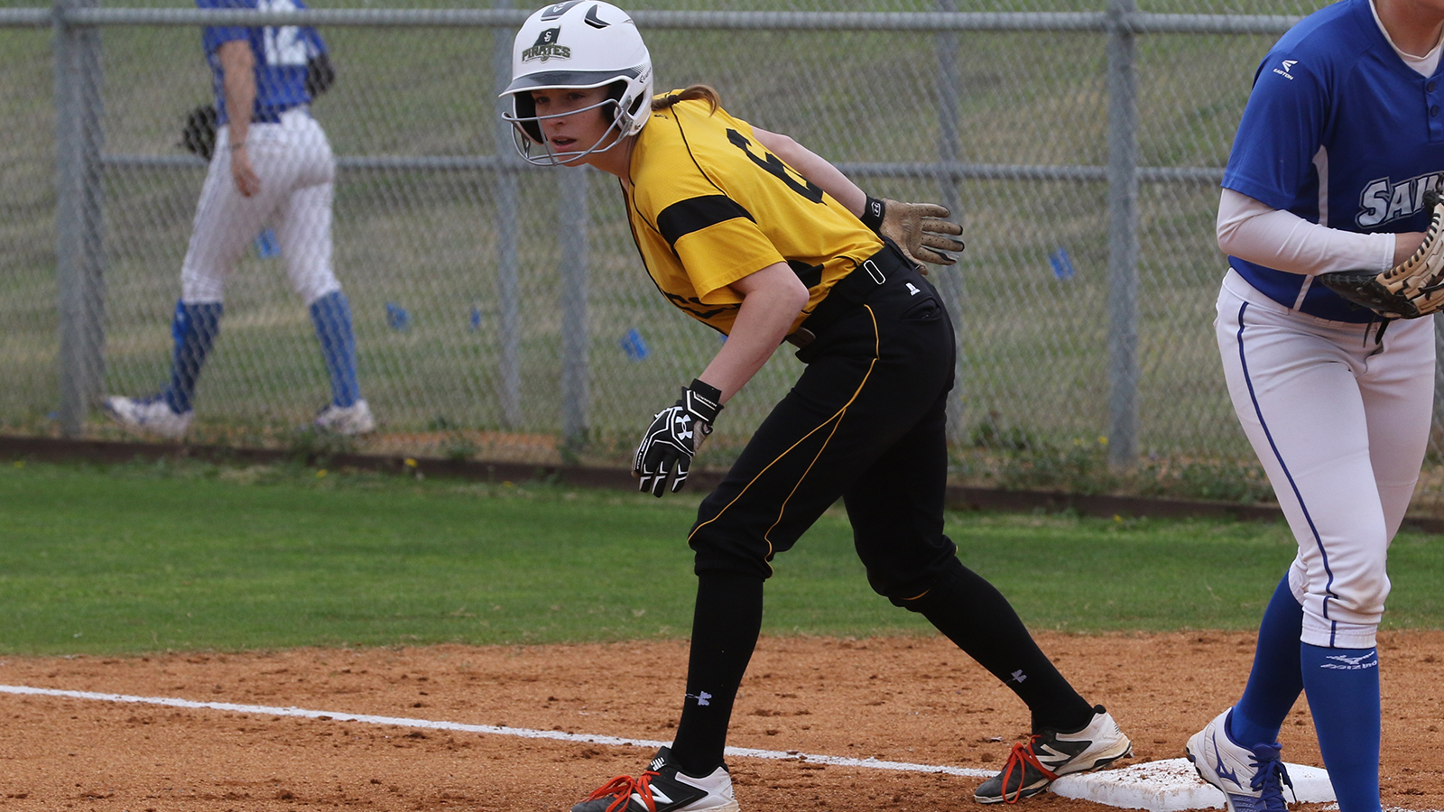 Pirates Can't Avoid Sweep to No. 2 Texas Lutheran