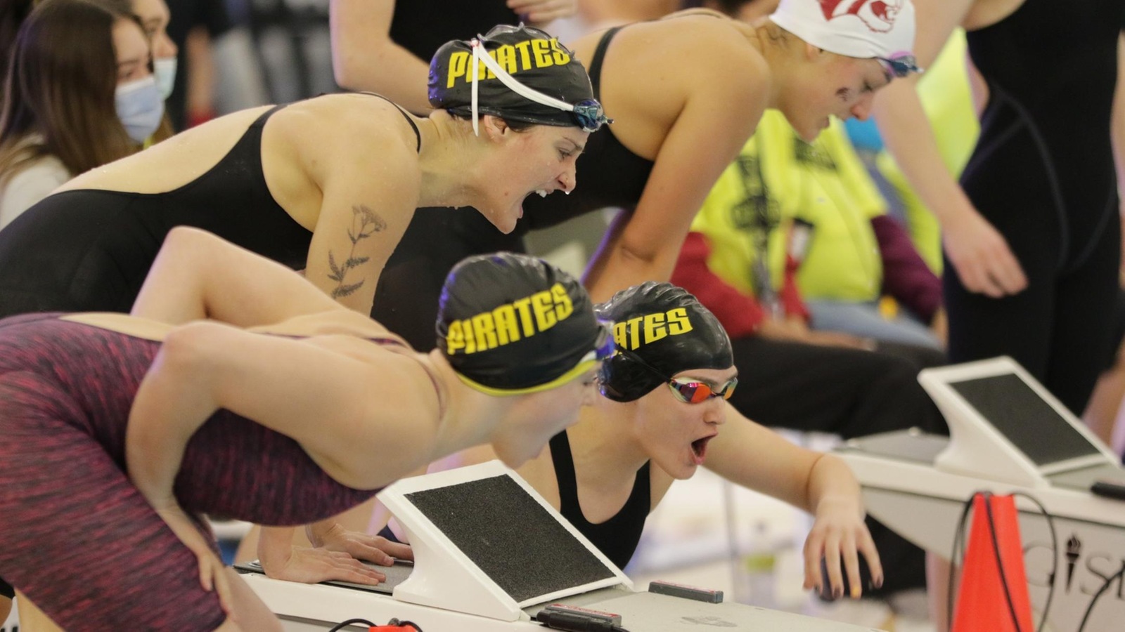 Frey, Williams, Garcia and Stovall Named CSCAA Scholar All-Americans