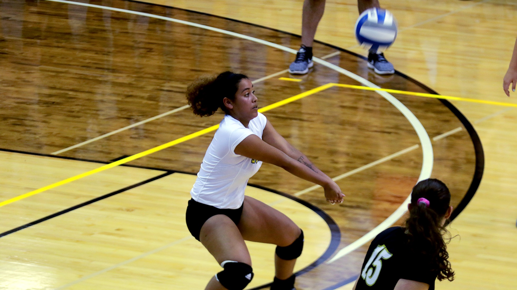 Volleyball Sweeps University Of Dallas In Three Sets