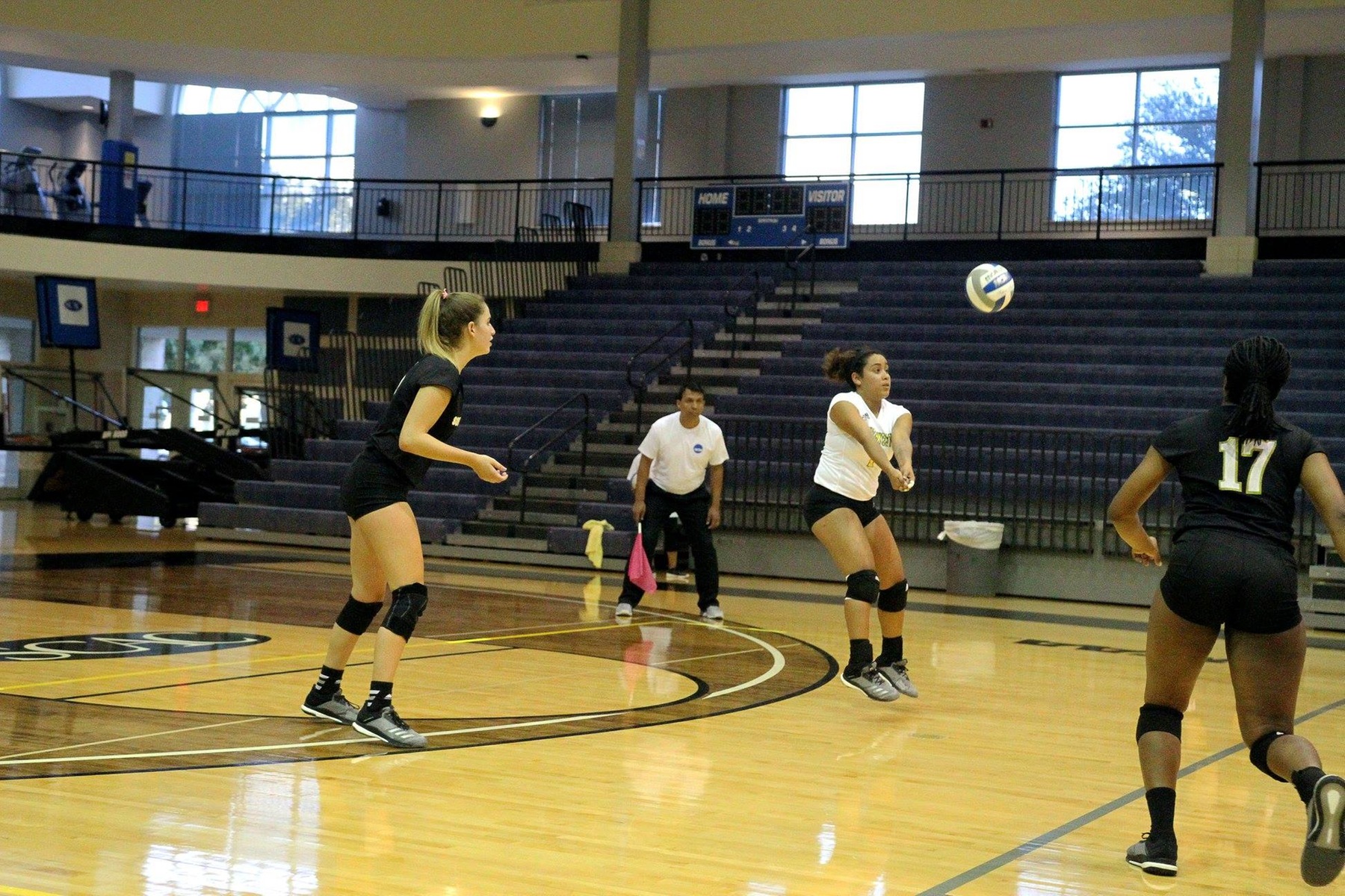 Volleyball's Winning Streak Snapped By Trinity