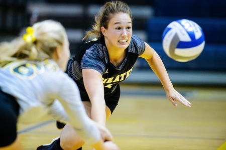 Volleyball Opens Conference Play with 3-1 Weekend