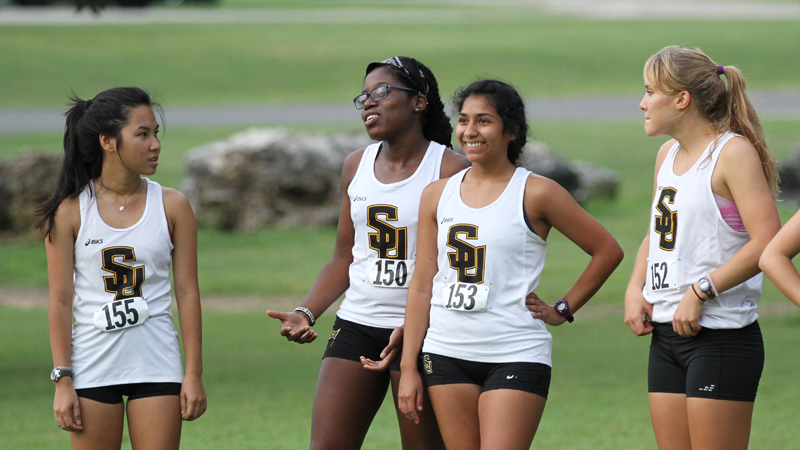 Women's cross country places fifth at OLLU Invitational