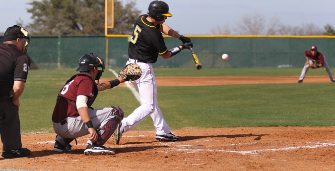 Pirates Fall in Extra Innings to Howard Payne