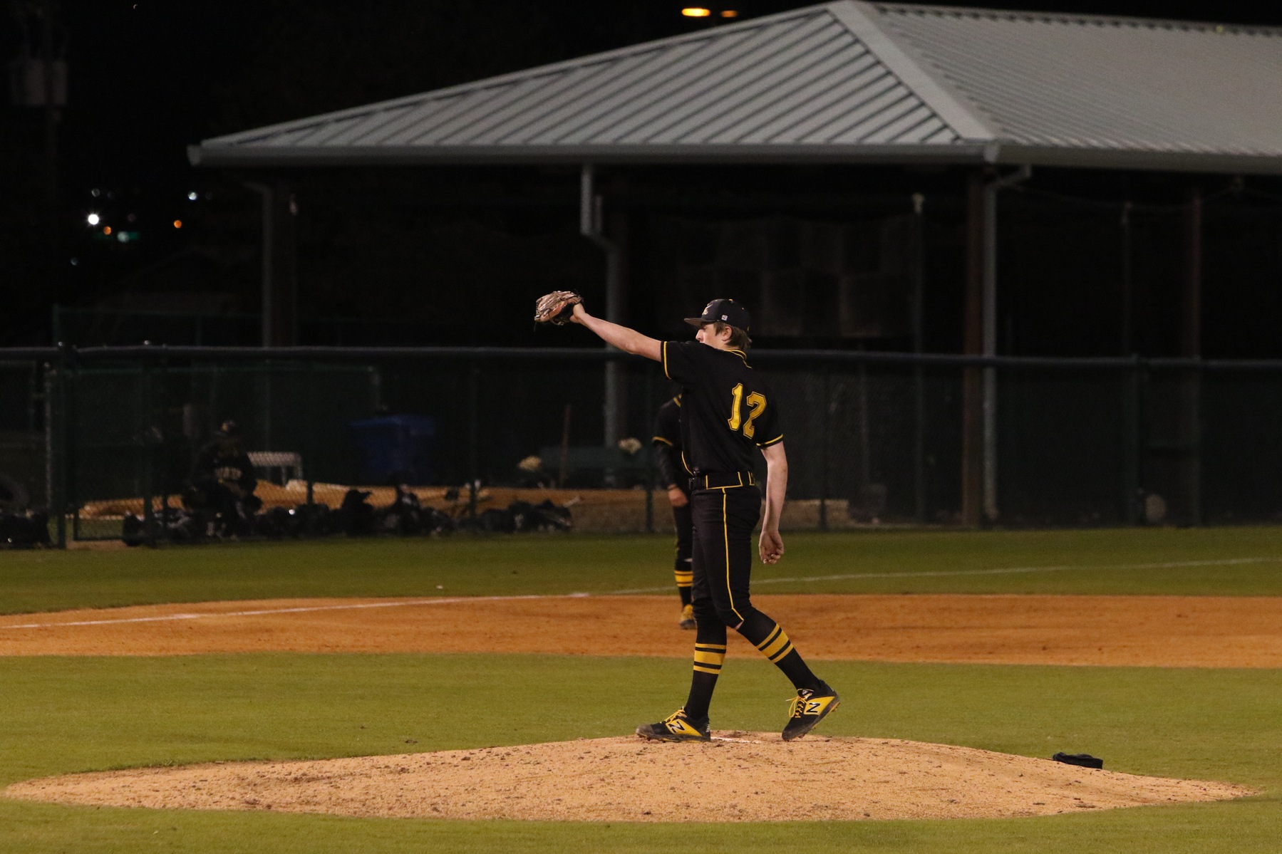 Pirates Overpower Austin College in Game 1 of Doubleheader