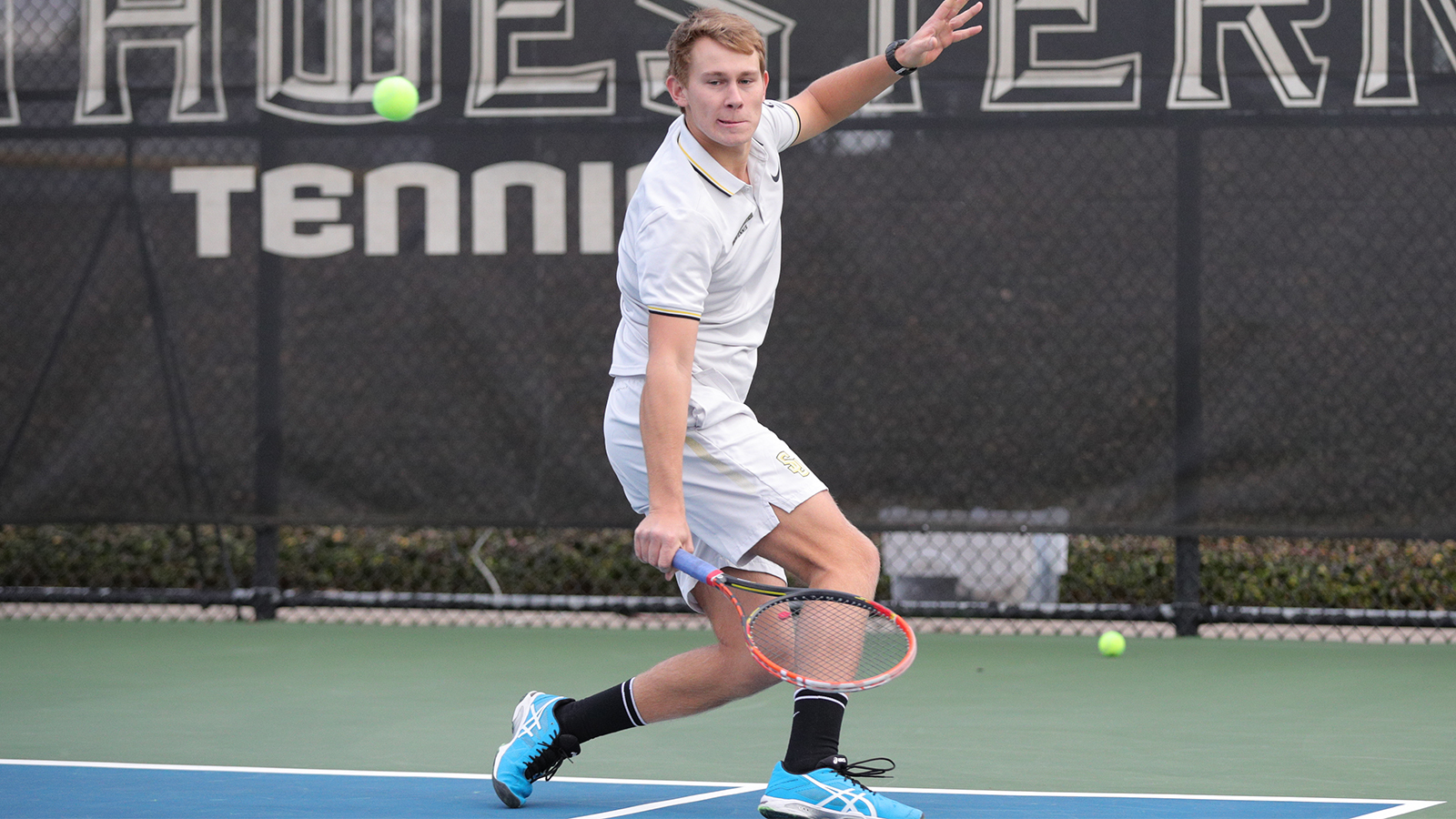 Men's Tennis Close Oregon Trip with Loss to George Fox