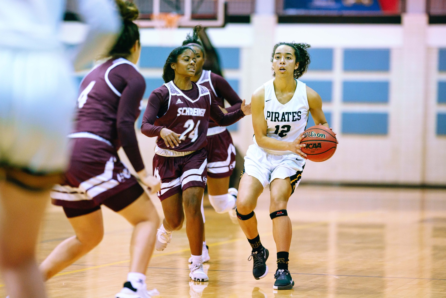 Women's Basketball Loses On The Road To Schreiner