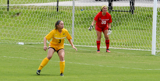 Women's soccer wins 2-1 over Austin College