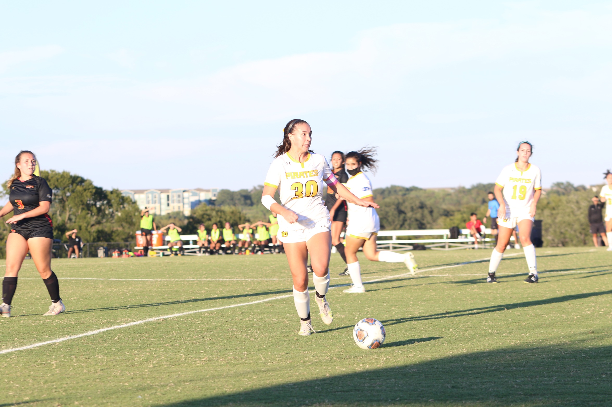 Women's Soccer Scores 2-1 Victory Over St. Thomas
