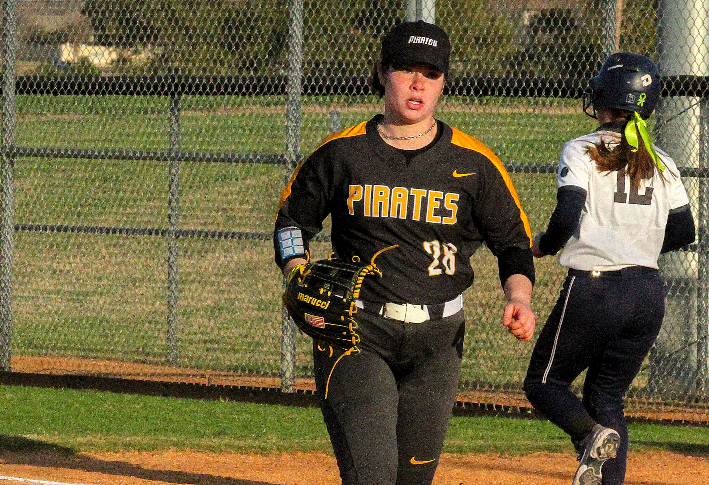 Softball Sweeps Jaguars For Fourth Win in Five Games
