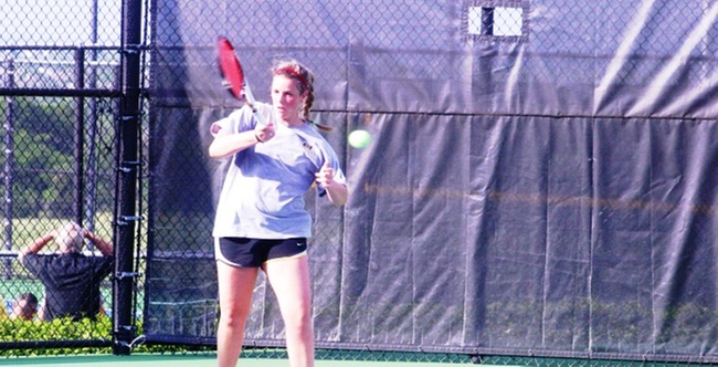 Tennis Dominates Ladies and Gents in Conference Play