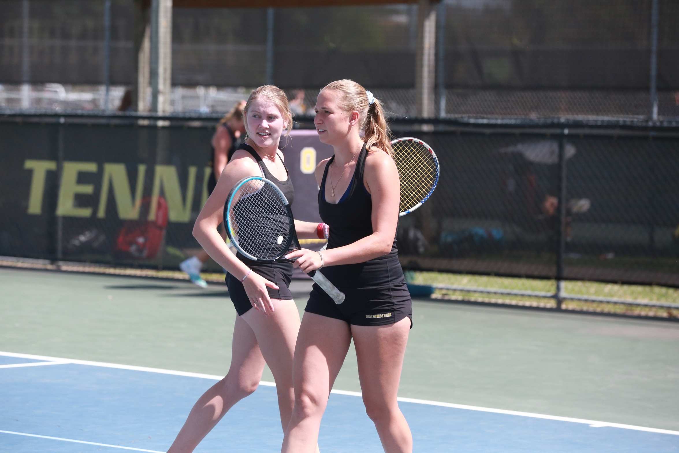 Women's Tennis Flawless In Doubleheader Against Texas Lutheran