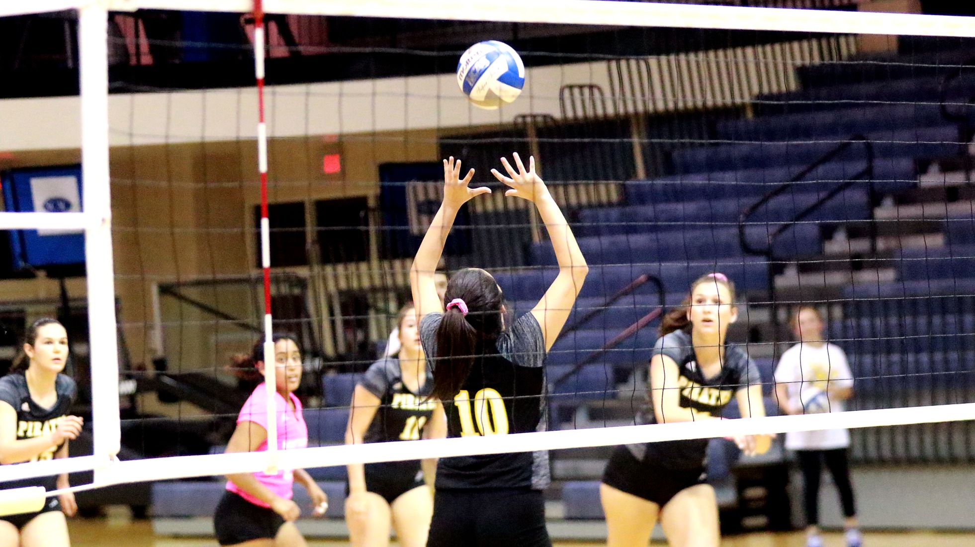 Volleyball Drops Match With Colorado College In Three Sets