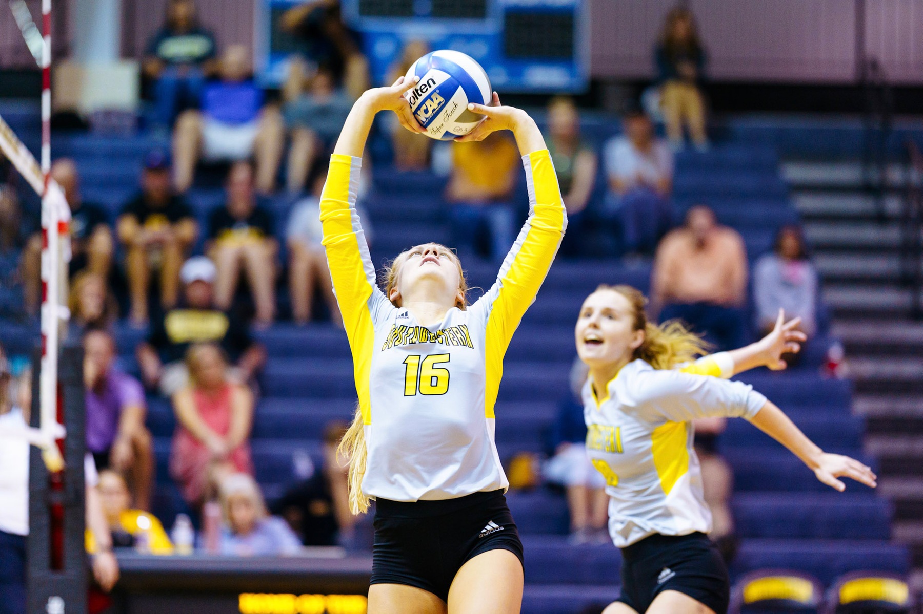 Volleyball Drops Second Match of the Day, Falls to Whitworth